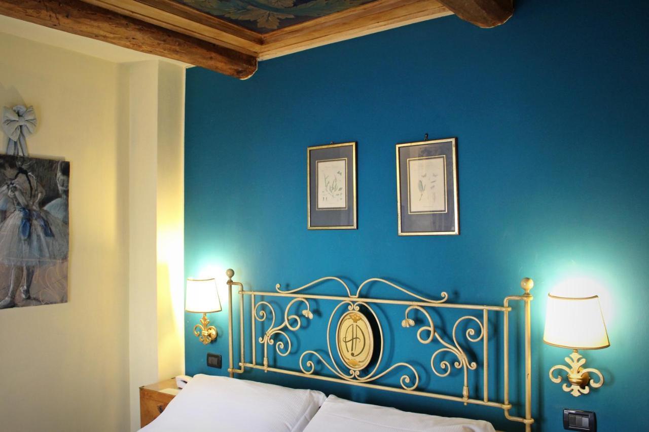 Standard Double Room,724402228:JPEG